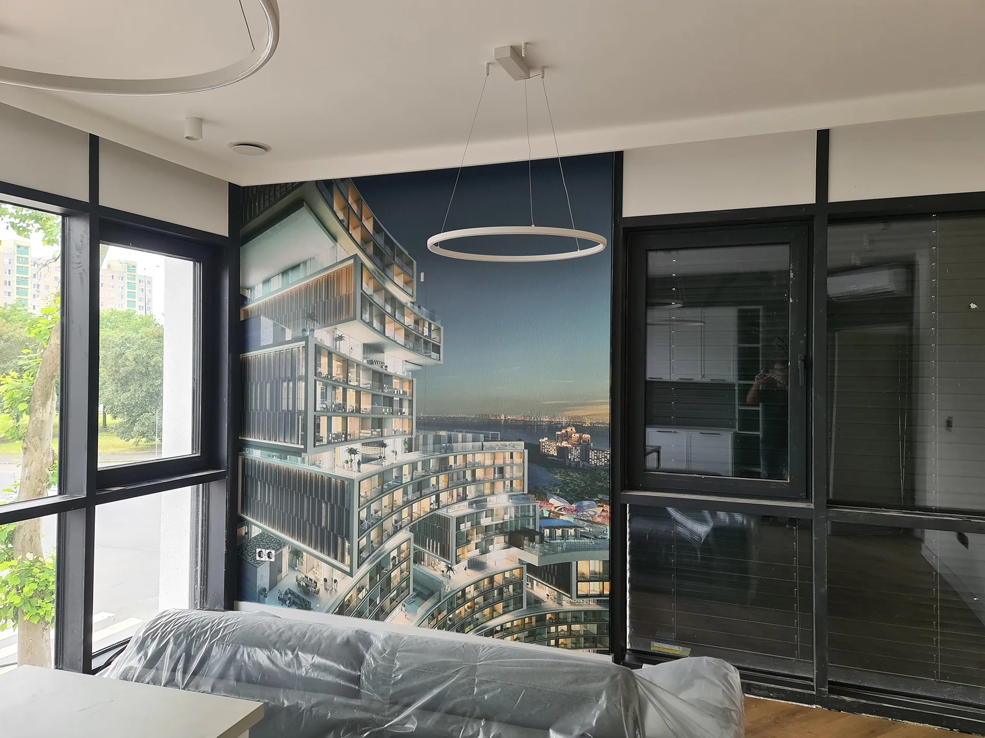 beltéri_egyedi irodai faldekor nyomtatott laminált mosható matricával